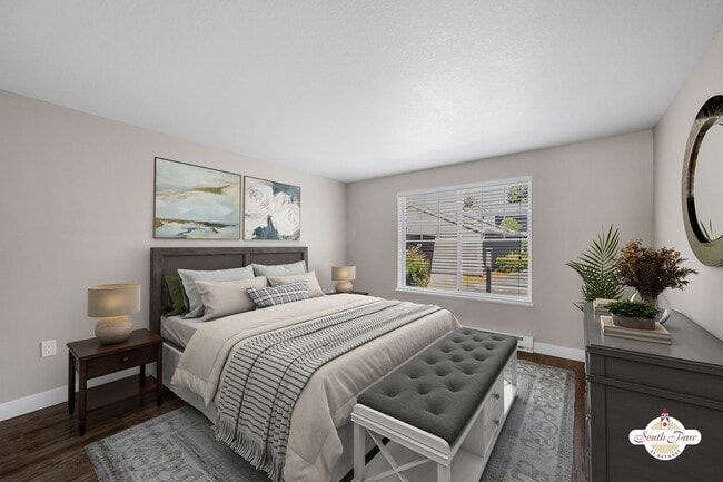 Building Photo - South Parc Rental