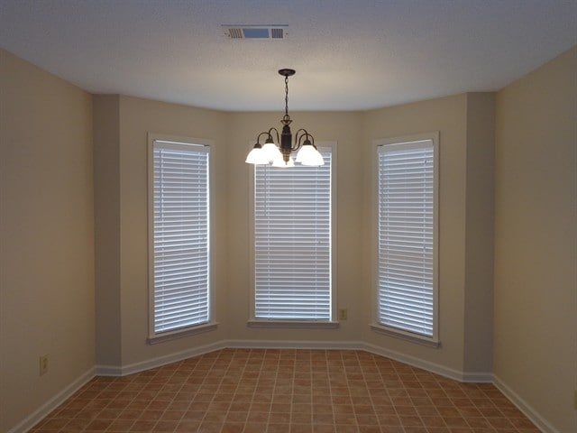 Photo - 290 Oaks Edge