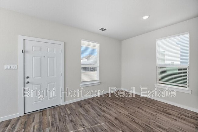 Photo - 3413 Valley Vista Dr