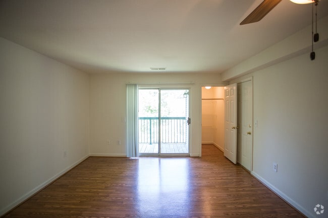 Photo - Shenandoah Commons