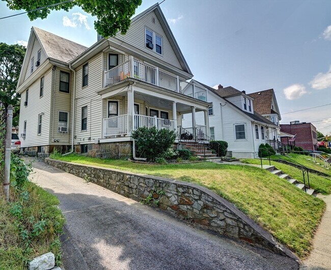 Building Photo - 21 Wollaston Ave