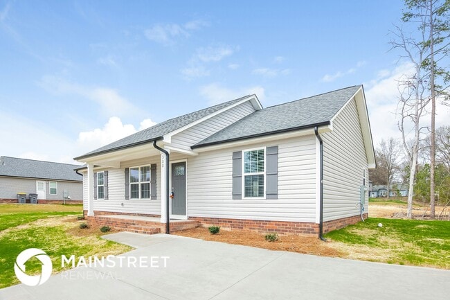 Photo - 380 Wood Ave