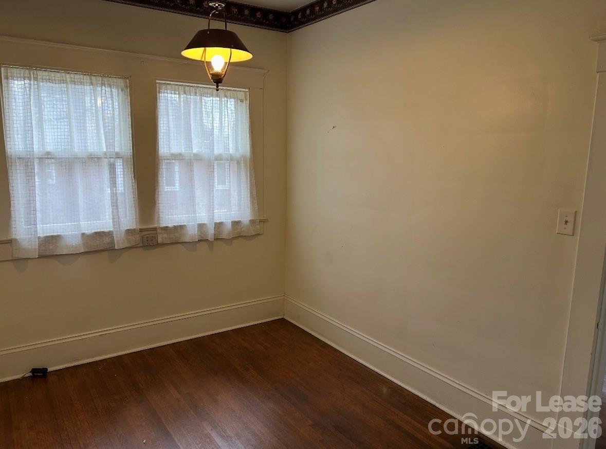 Photo - 1020 Richard St