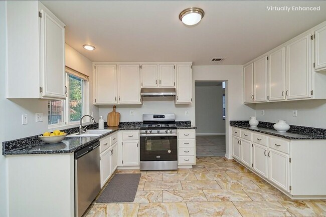 Photo - 31648 Canyon Hills Rd