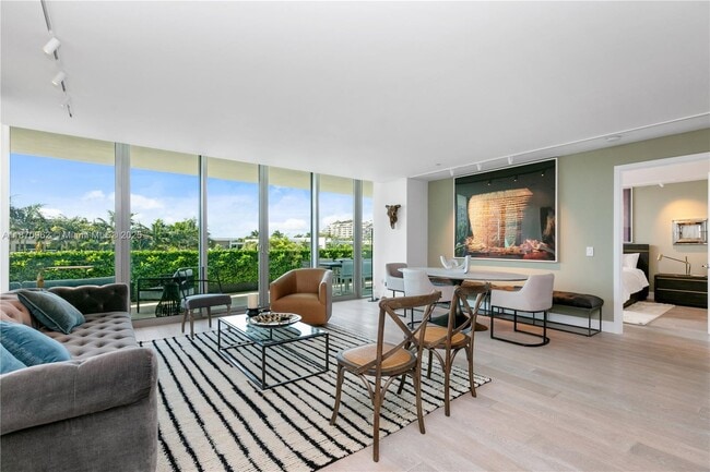 Building Photo - 360 Ocean Dr Unit 305S Rental