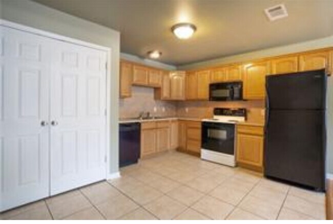 13281 RJ Drive