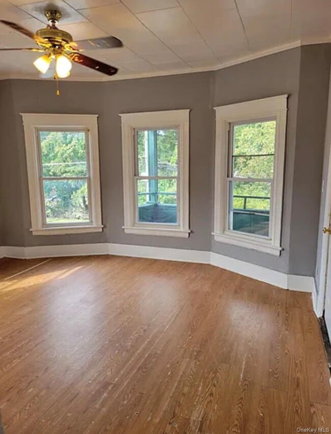 Building Photo - 91 Pershing Ave Rental