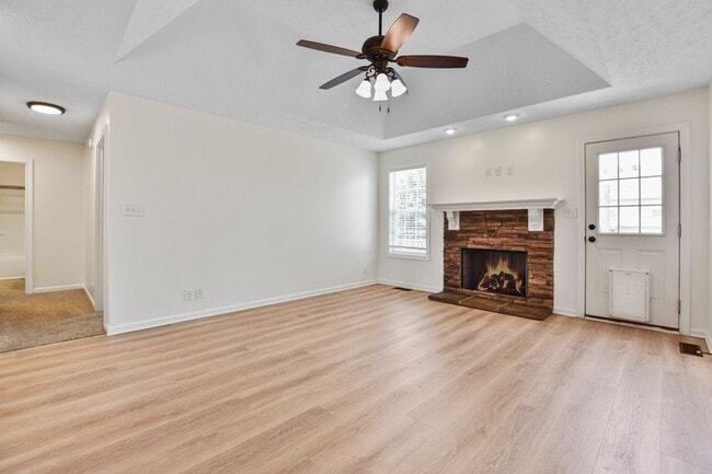 Photo - Pet Friendly Three Bedroom with Bonus!