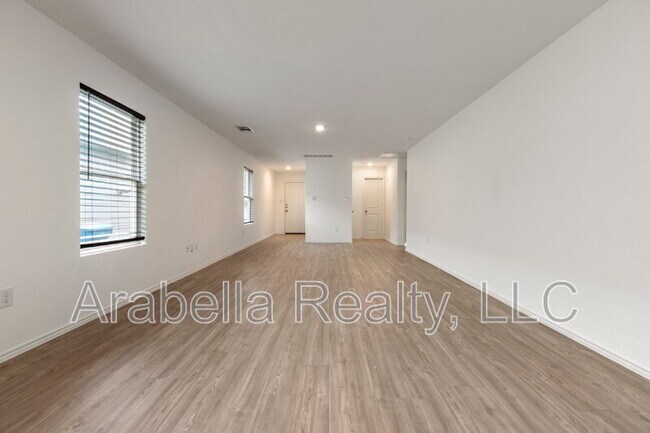 Photo - 13823 Ostrich Run