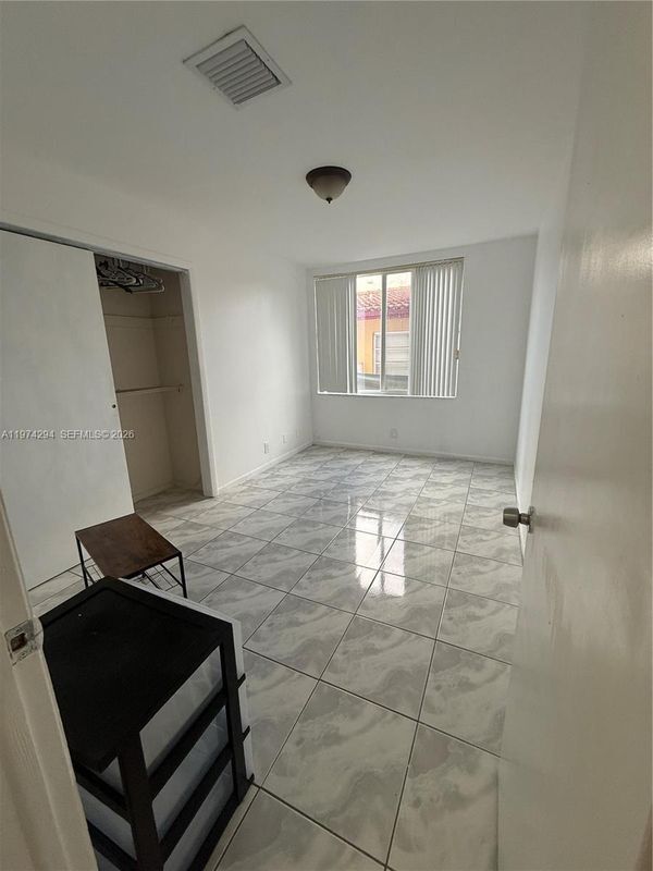 Photo - 1853 SW 17th St