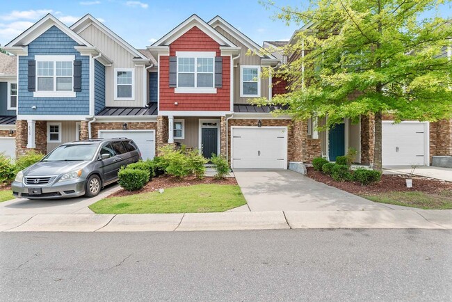 Convenient Cary Location - Convenient Cary Location Townhome