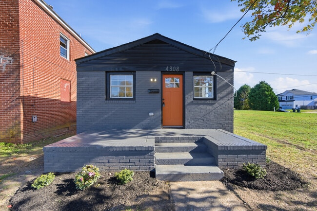 Photo - 4308 Roanoke Ave