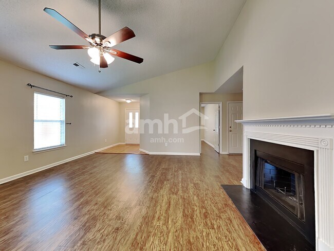 Photo - 108 Elbow Cir