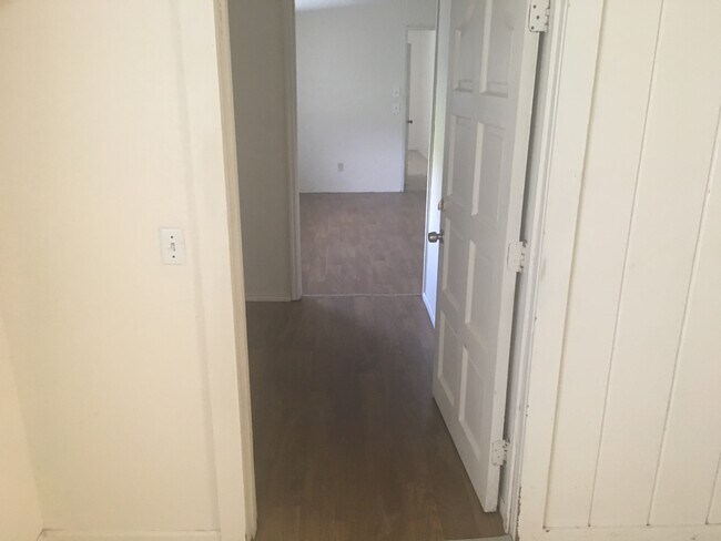 Photo - 414 Cortez Dr