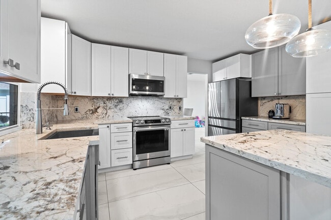 Photo - 2745 Omega Pl