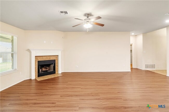 Photo - 9405 Cricket Dr