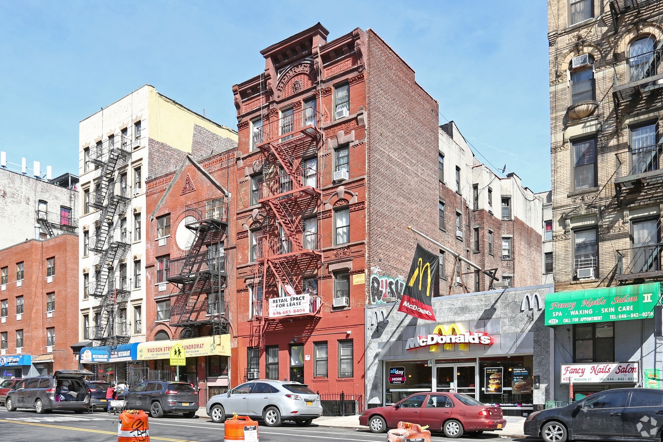 Photo - 211 Madison St