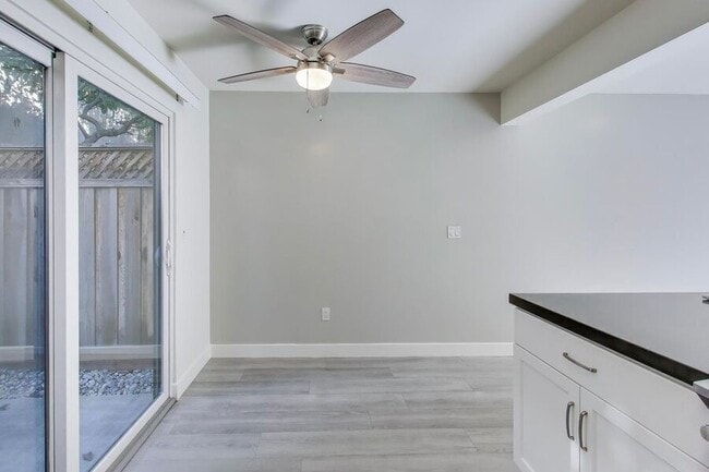 Photo - 1662 Hollenbeck Ave Unit 06