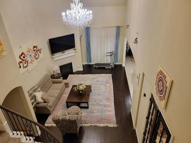 Photo - 1011 Nail Ln