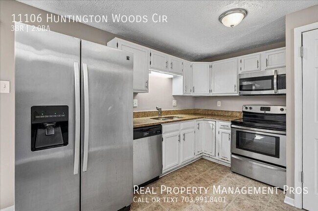 Photo - 11106 Huntington Woods Cir