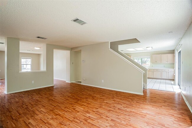 Photo - 813 Kettering Dr