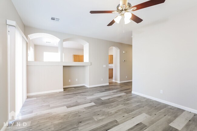 Photo - 6241 Barton Manor St