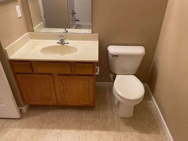 Photo - 1153 Fairman Way Unidad 203