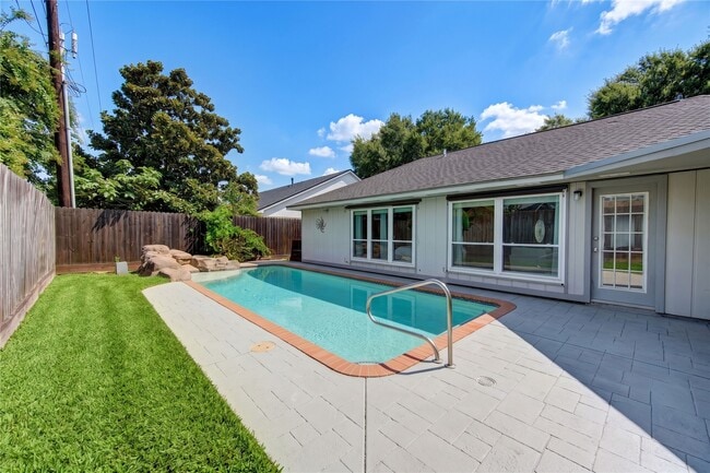 Photo - 7023 Brockington Dr