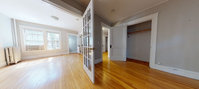 Building Photo - 15 Story St Rental