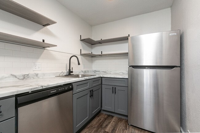 Photo - 2 Bed/1 Bath Apartment