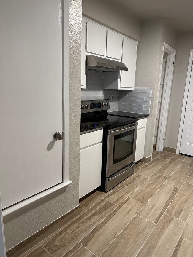 Building Photo - 11430 Ptarmigan Dr Unit B