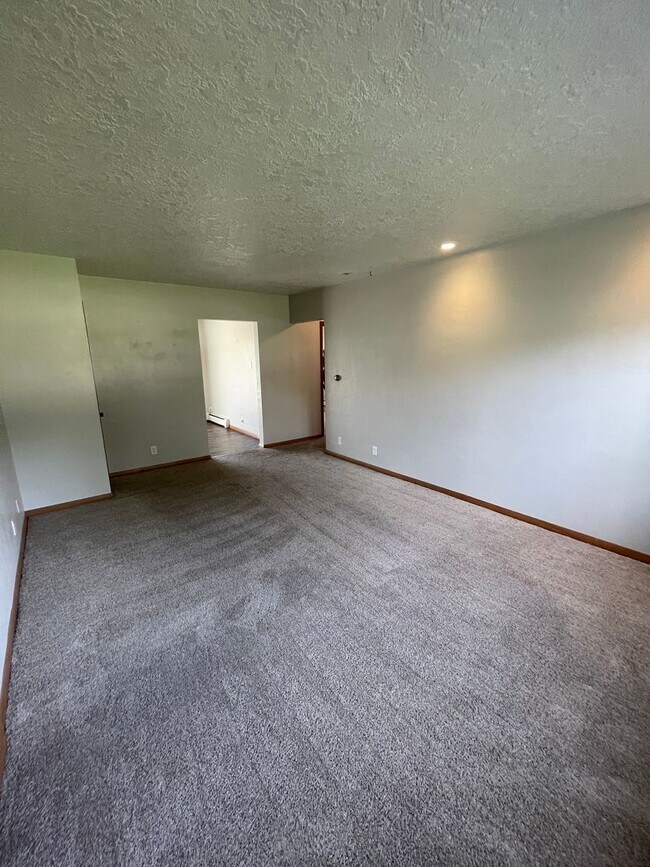 Photo - 1344 Meadow Ln Unit B