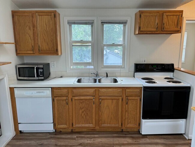 Photo - Goss Street Duplex Unidad 2023 Goss Street