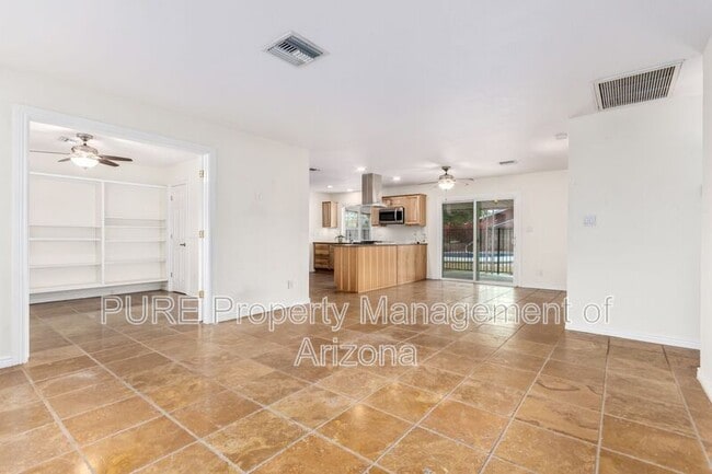 Photo - 3839 E Shangri La Rd