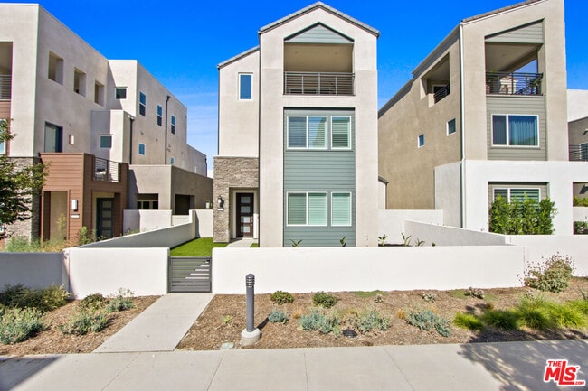 Building Photo - 147 Sawbuck Rental