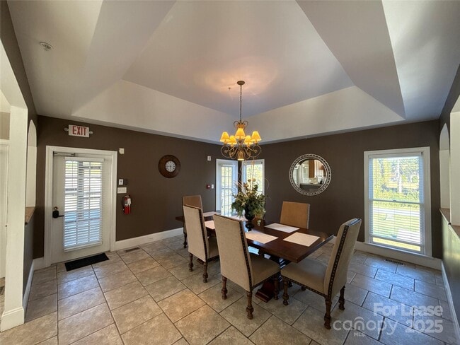 Photo - 14009 Thompson Rd