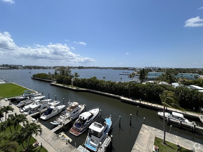 Building Photo - 806 E Windward Way Unit 623 Rental