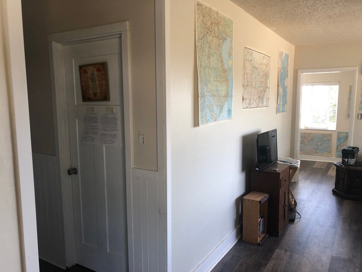 Photo - 867 Florence Ave