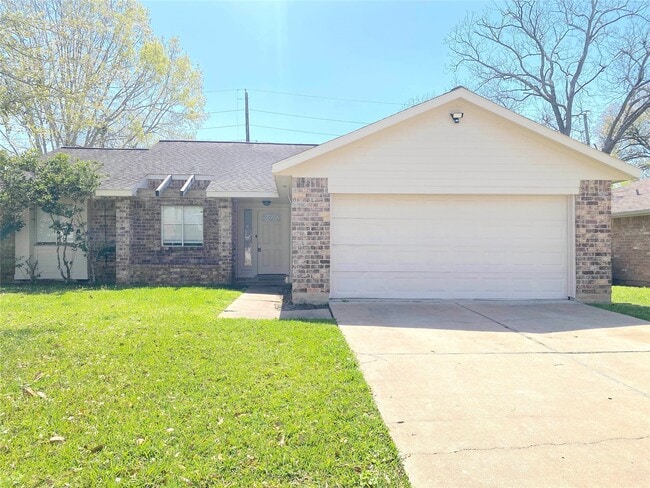 Building Photo - 2414 Woven Wood Ln