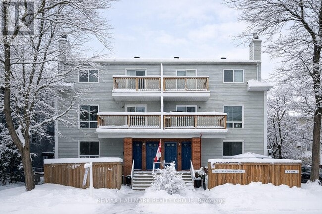 Photo - 311 Presland Rd