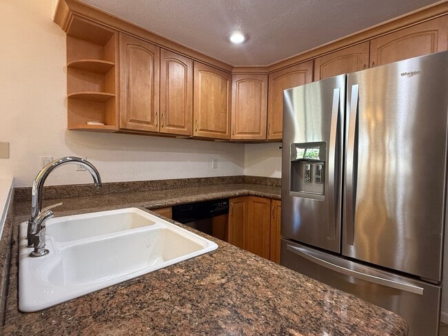 Photo - Cozy 3 Bedroom 2 Bath home located conveniently in San Jose