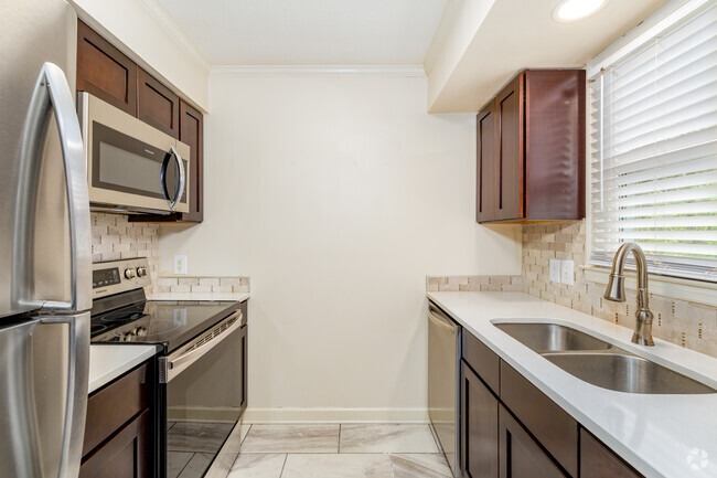 Interior Photo - Brylin Crossing Rental