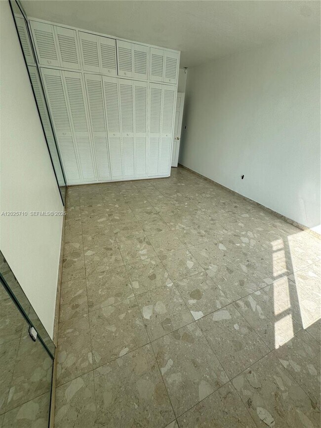 Photo - 10281 E Bay Harbor Dr Unit C1