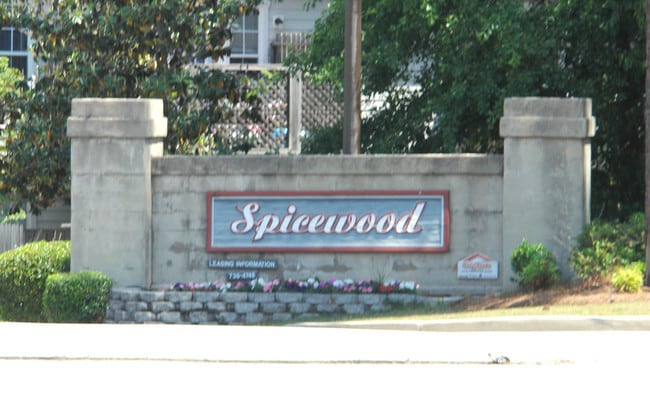 Photo - Spicewood Apartments