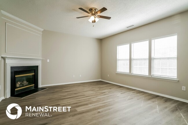 Photo - 4900 Heatherfield Way