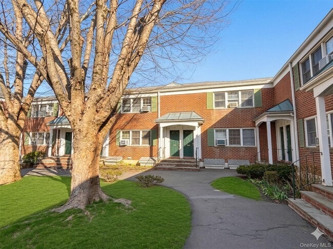 Photo - 580 Bedford Rd Unit 18