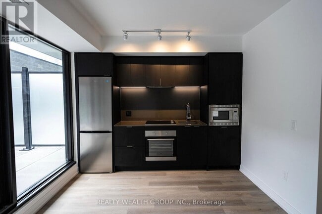 Photo - 1 Jarvis St Unit 335