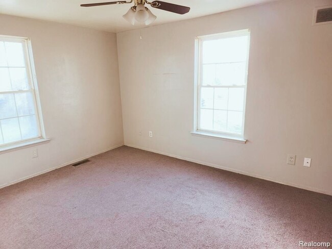 Photo - 8904 Shawn Dr