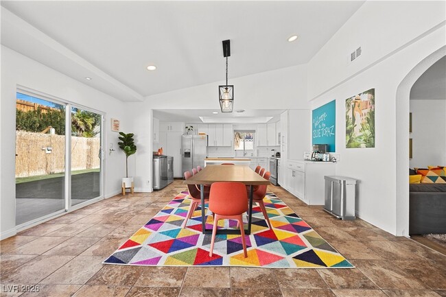 Photo - 1554 Raindance Way