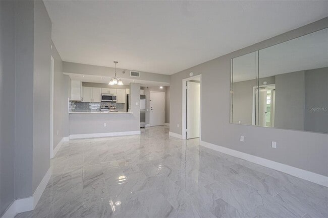 Photo - 2333 Feather Sound Dr Unidad B607